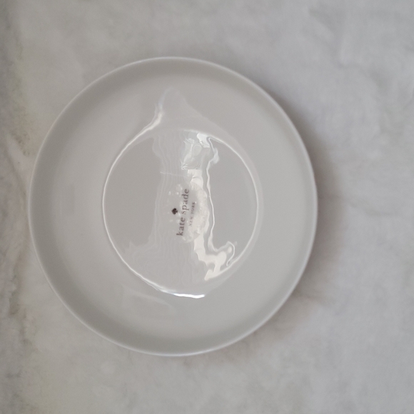 kate spade/ Lenox Kitchen Kate Spade Primerose Drive Red Dot